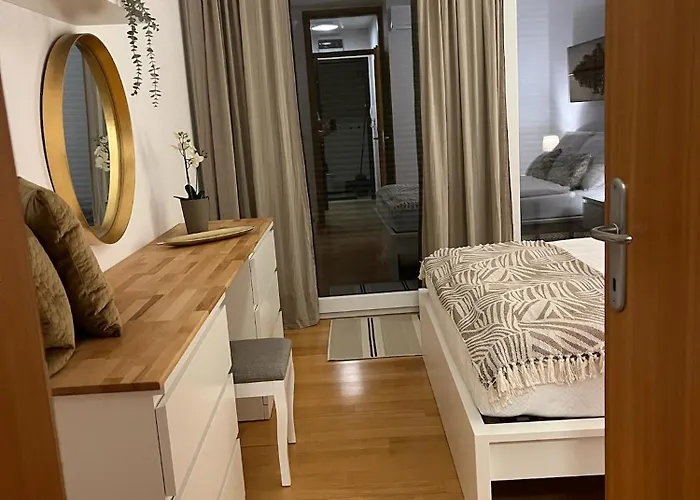 Relax & Lounge